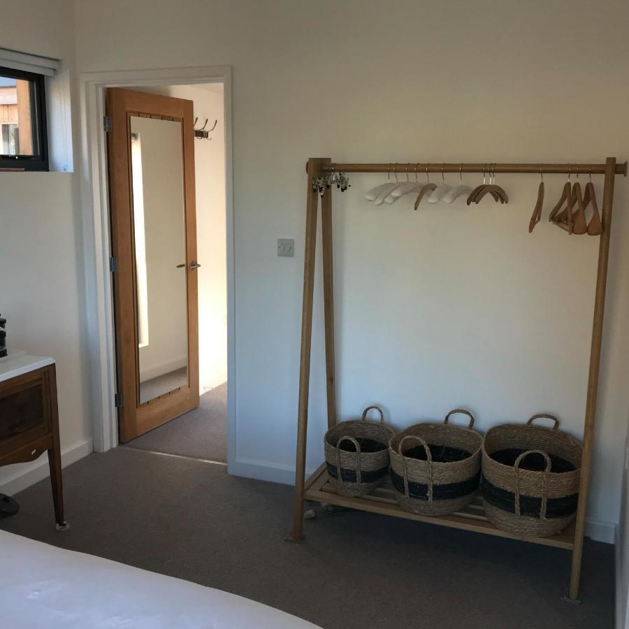 Morecombelake Uplands Garden Bed & Breakfast エクステリア 写真