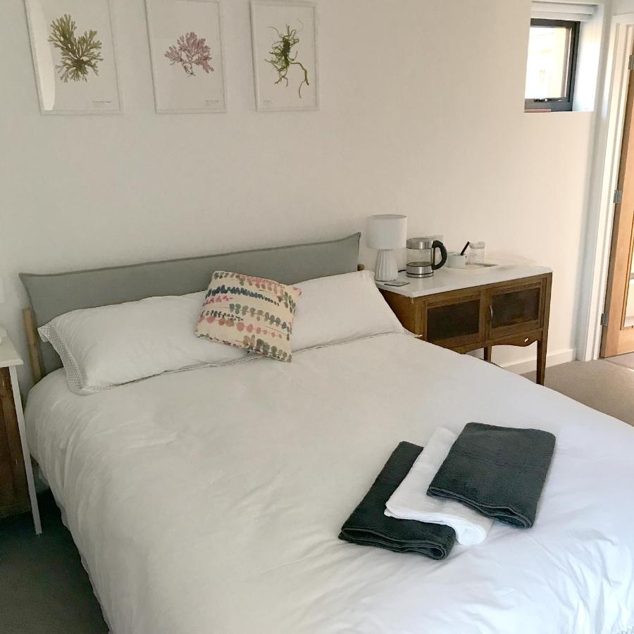Morecombelake Uplands Garden Bed & Breakfast エクステリア 写真