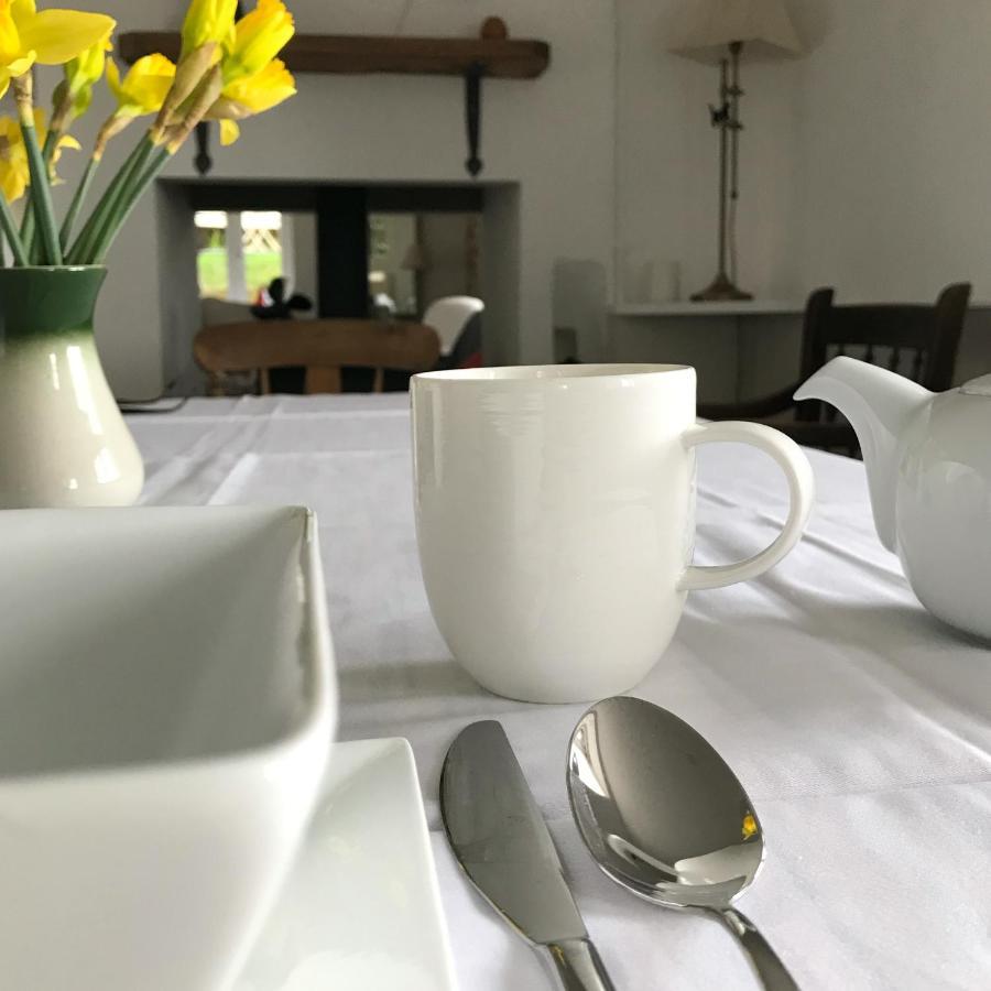 Morecombelake Uplands Garden Bed & Breakfast エクステリア 写真
